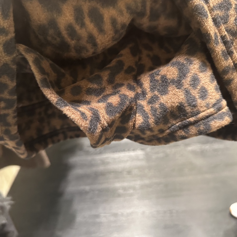 TOMGIRL東大門實拍26秋冬豹紋裝飾扣短款裙褲修身豹紋TOMGIRL裙褲