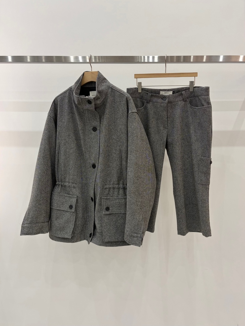 J_SHOP東大門代購26秋冬立領收腰工裝短大衣短款大衣單排扣立J_SHOP短款大衣