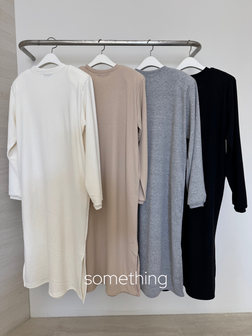 SOMETHING-L/FANCY韓國代購26秋冬簡約針織及踝連衣裙側邊開叉SOMETHING-L/FANCY連衣裙