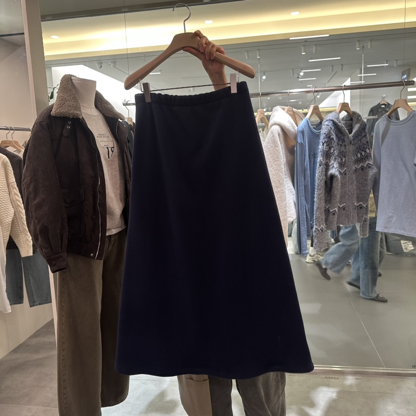 Remaking/URBANSTORY東大門代購26秋冬搖粒絨直筒長裙直筒Remaking/URBANSTORY長裙