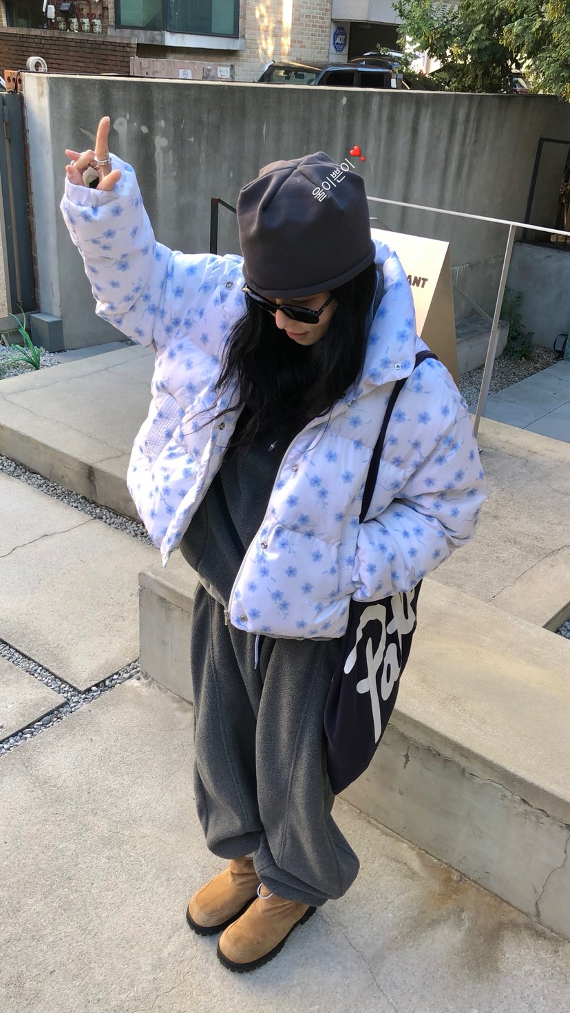OVER RICH東大門直郵女裝新款推薦休閑短款棉服羽絨服花朵OVER RICH短款棉服