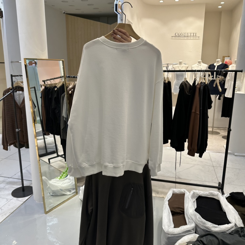 IN KIRA東大門代購女裝新品休閑人氣熱賣推薦時尚真品衛衣IN KIRA衛衣