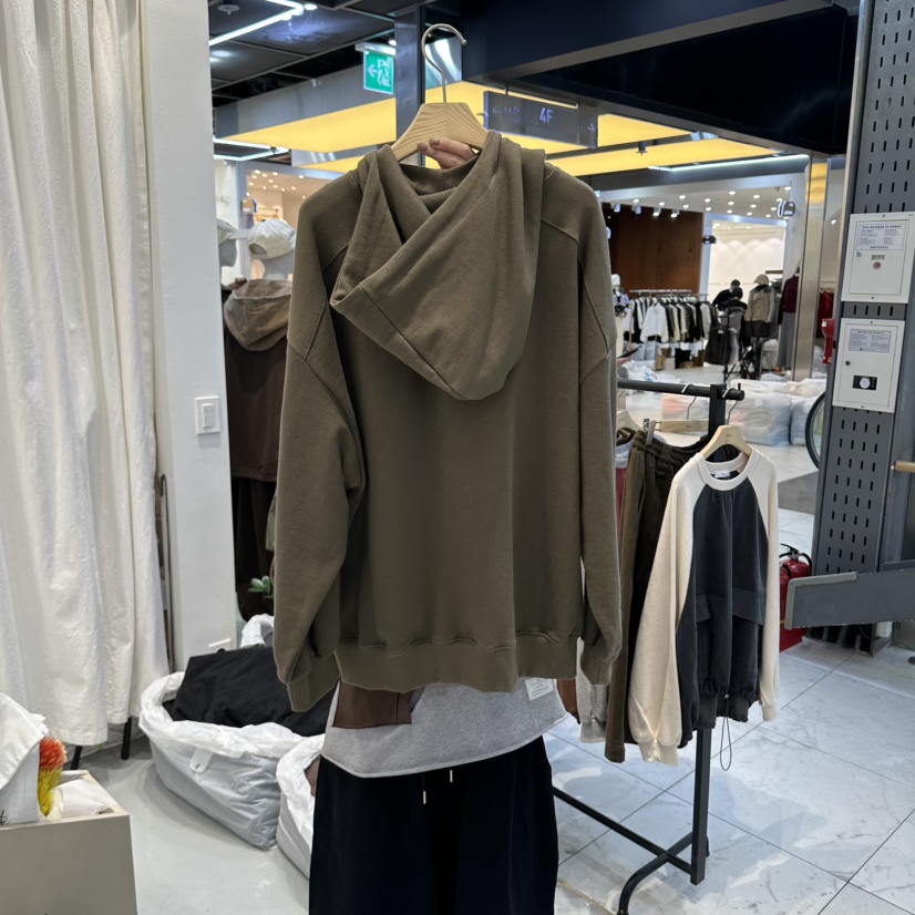 IN KIRA東大門代購女裝新品真品人氣熱賣推薦時尚休閑衛衣IN KIRA衛衣