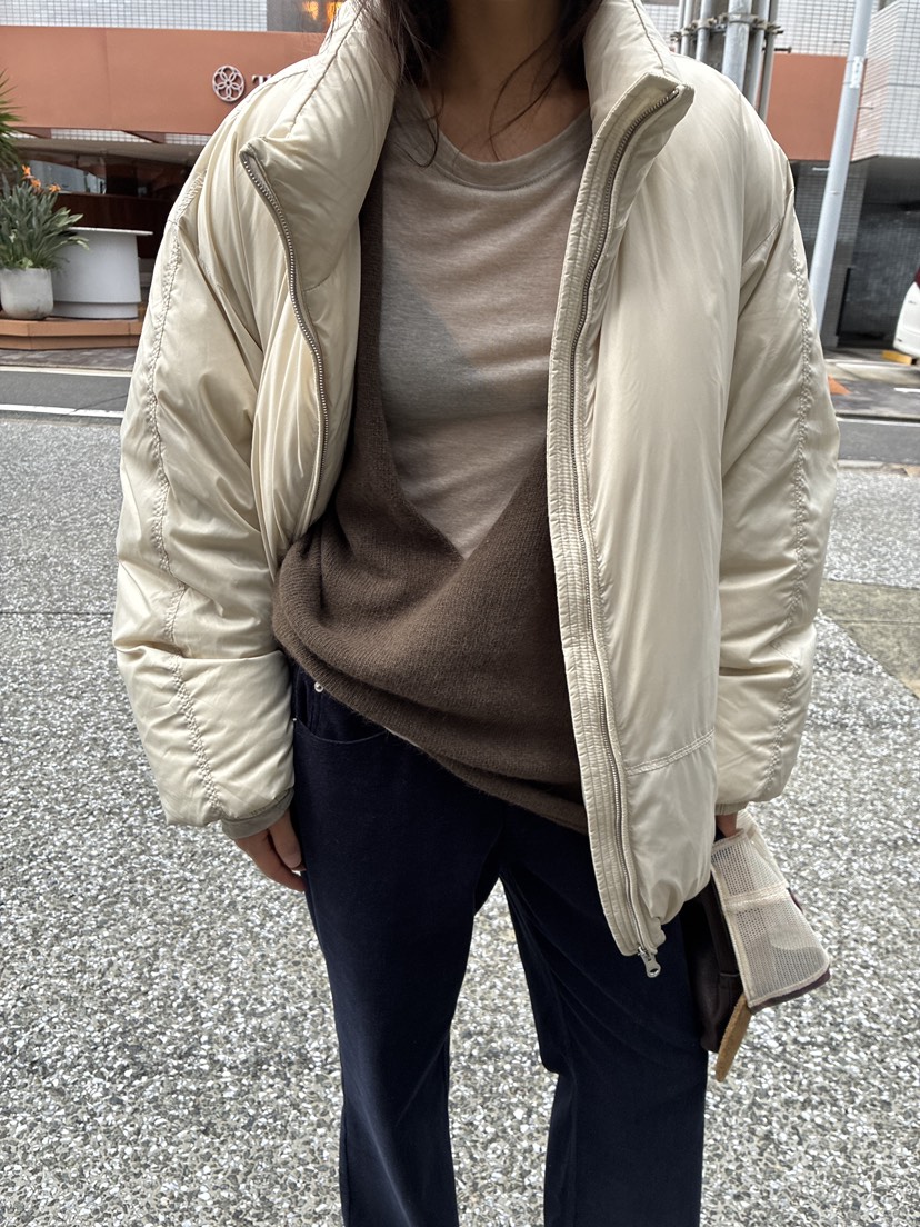 ROMANTICIZE東大門代購26秋冬慵懶深V針織衫深V領垂墜浣熊落肩ROMANTICIZE針織衫