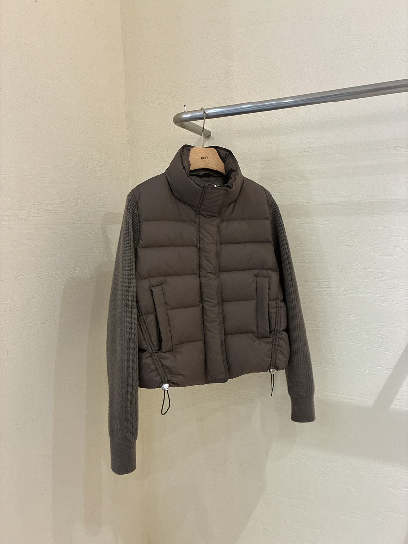 MUSE-P東大門直郵26秋冬拼接袖短款羽絨服羽絨服立領抽繩填充MUSE-P短款羽絨服圖色1