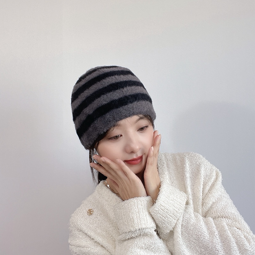 LOVELY HAT韓國代購26秋冬毛絨條紋針織帽 日常保暖帽子條紋LOVELY HAT帽子