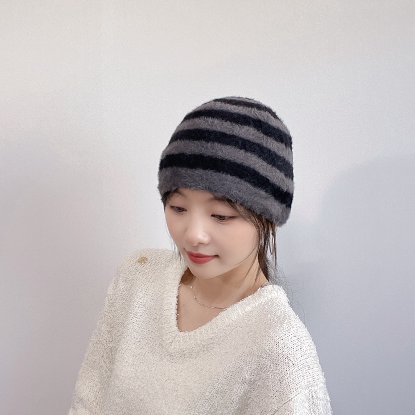 LOVELY HAT韓國代購26秋冬毛絨條紋針織帽 日常保暖帽子條紋LOVELY HAT帽子