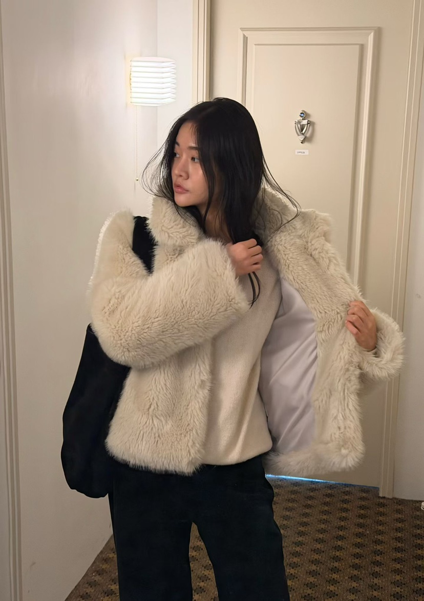 AMY GRACE東大門實拍26秋季短款毛絨立領大衣短款大衣毛絨立領AMY GRACE短款大衣