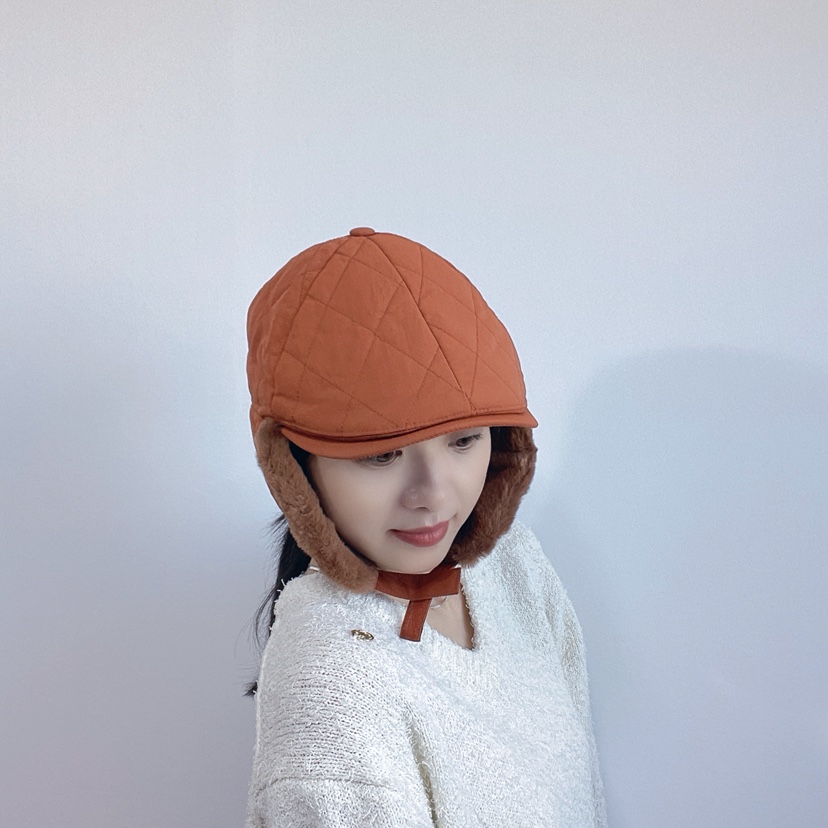 LOVELY HAT韓國代購26秋冬菱格絎縫護耳鴨嘴帽帽子加絨系帶絎LOVELY HAT帽子