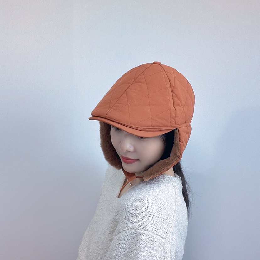 LOVELY HAT韓國代購26秋冬菱格絎縫護耳鴨嘴帽帽子加絨系帶絎LOVELY HAT帽子