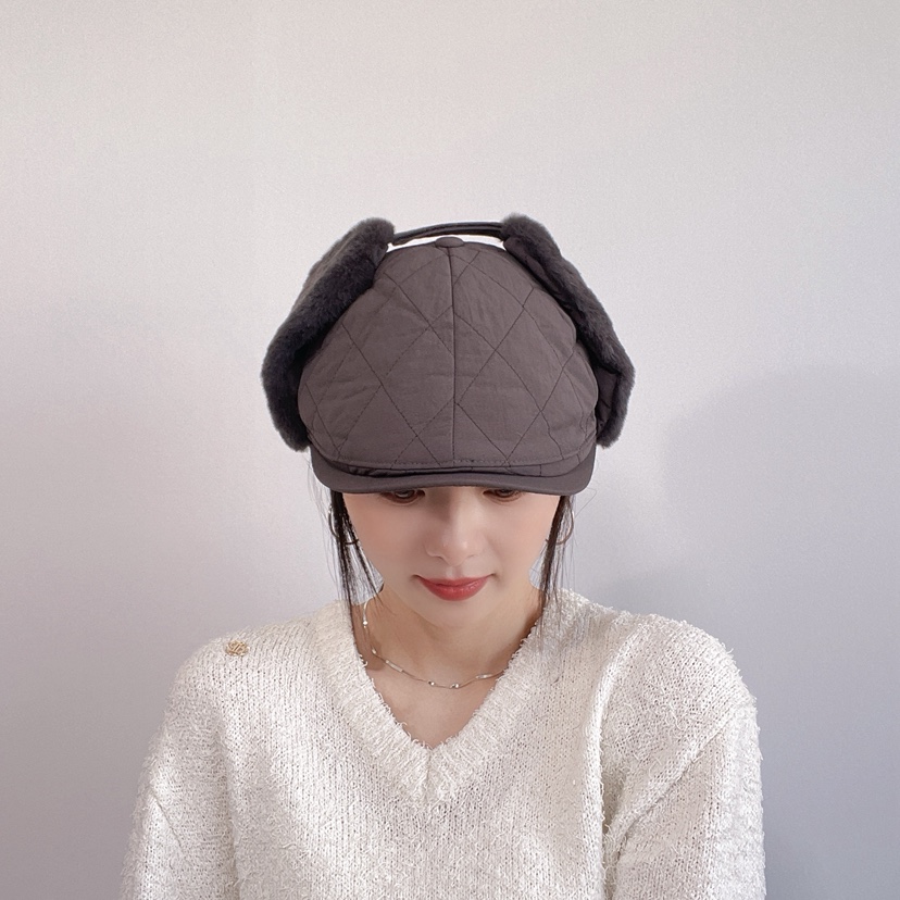 LOVELY HAT韓國代購26秋冬菱格絎縫護耳鴨嘴帽帽子加絨系帶絎LOVELY HAT帽子