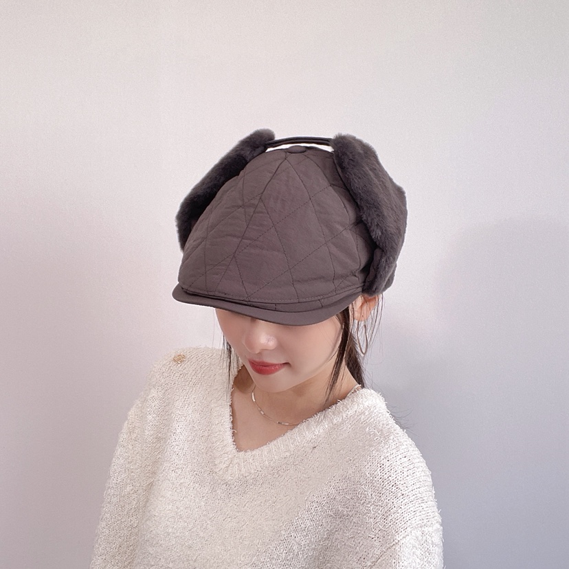 LOVELY HAT韓國代購26秋冬菱格絎縫護耳鴨嘴帽帽子加絨系帶絎LOVELY HAT帽子