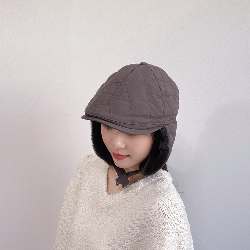 LOVELY HAT韓國代購26秋冬菱格絎縫護耳鴨嘴帽帽子加絨系帶絎LOVELY HAT帽子