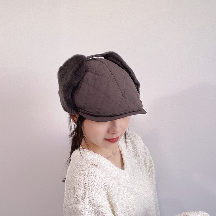 LOVELY HAT韓國代購26秋冬菱格絎縫護耳鴨嘴帽帽子加絨系帶絎LOVELY HAT帽子圖色2