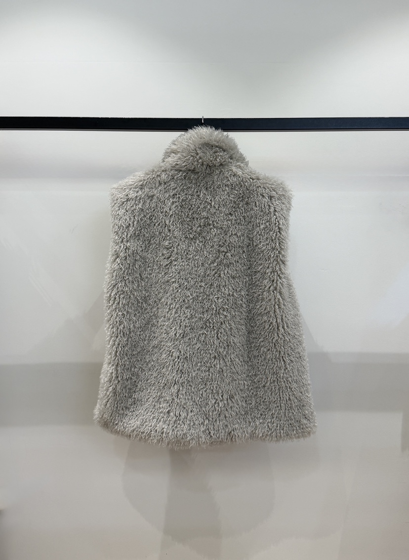 MUYBIEN東大門代購26秋冬毛絨翻領無袖保暖馬甲翻領寬松無袖MUYBIEN馬甲