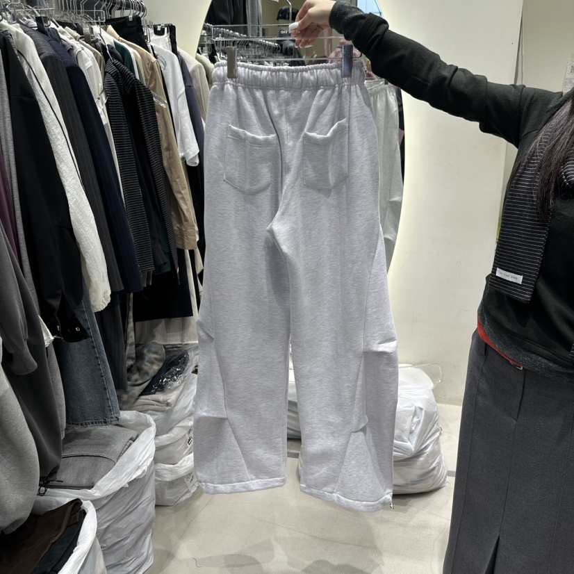 AT THE END東大門實拍26秋冬立體拼接闊腿休閑褲抽繩褶皺AT THE END休閑褲