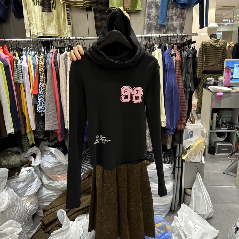 CHAVI東大門實拍26秋冬修身短款連帽印花衛衣修身高領短款連帽CHAVI衛衣圖色3