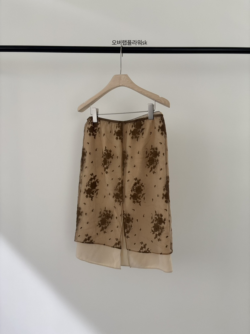 VERGAMOT韓國代購26秋冬刺繡疊層半身裙中短裙刺繡直筒VERGAMOT半身裙/中短裙