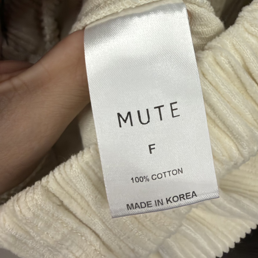 MUTE東大門實拍26秋季高腰燈芯絨前開叉長裙高腰MUTE長裙