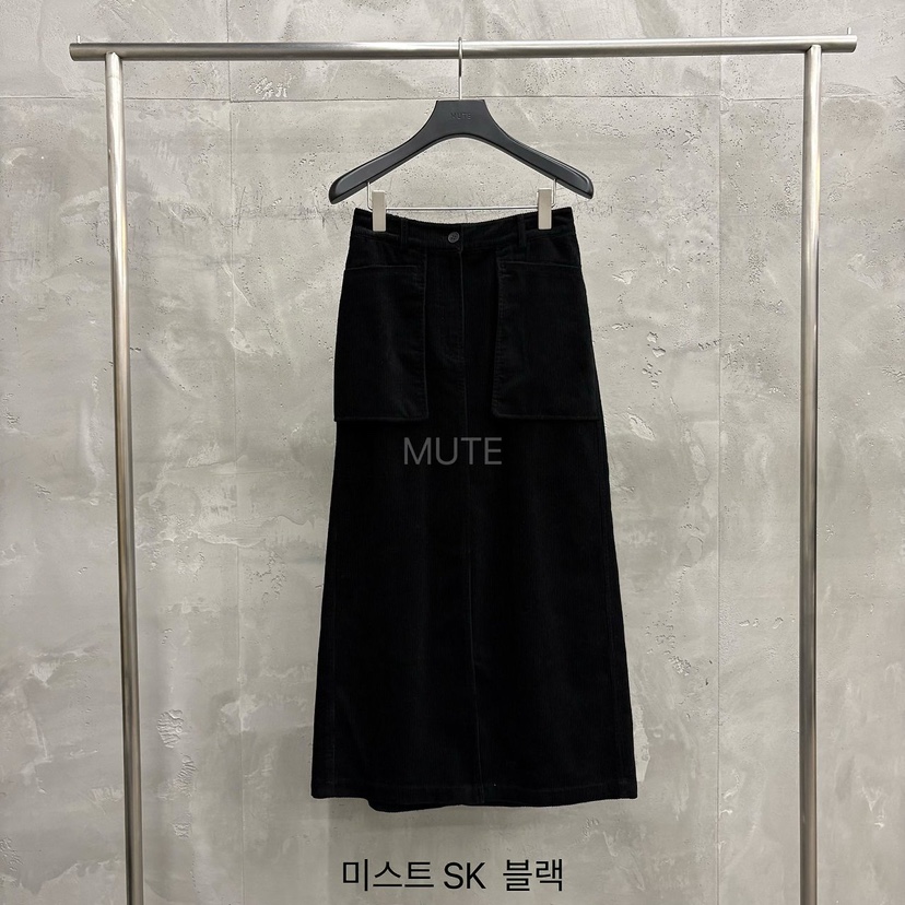 MUTE東大門實拍26秋季高腰燈芯絨前開叉長裙高腰MUTE長裙圖色4黑色