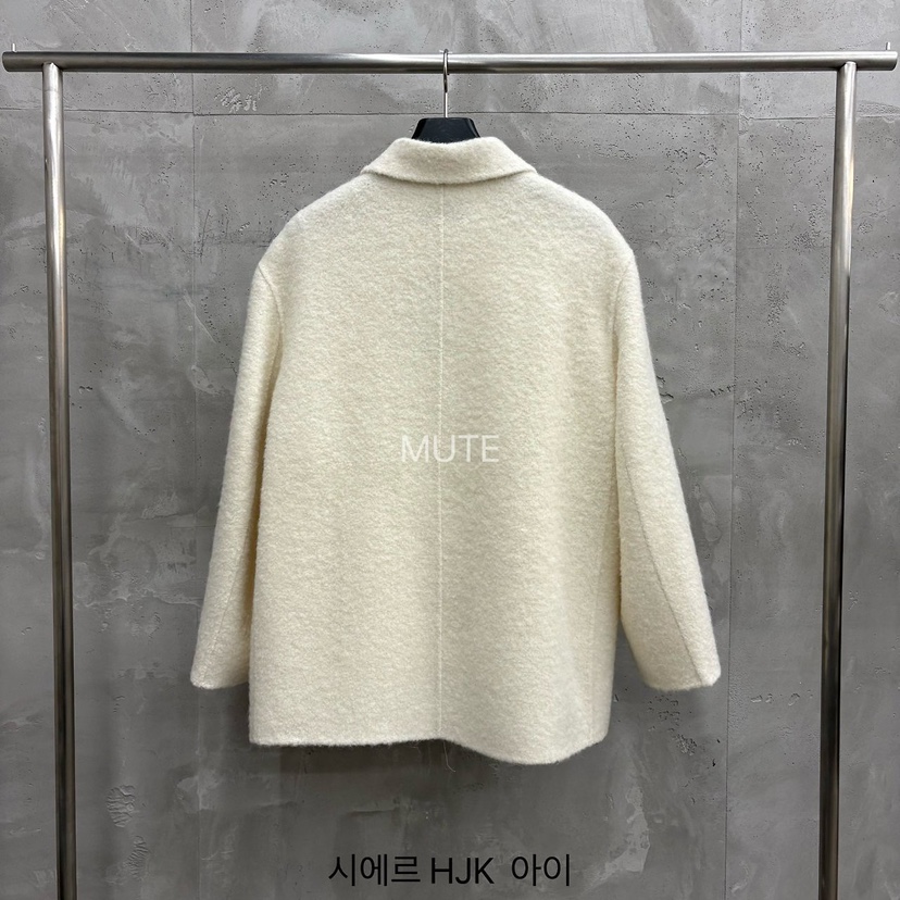 MUTE韓國代購26秋冬翻領拉鏈毛呢短外套短款大衣口袋落肩翻領MUTE短款大衣