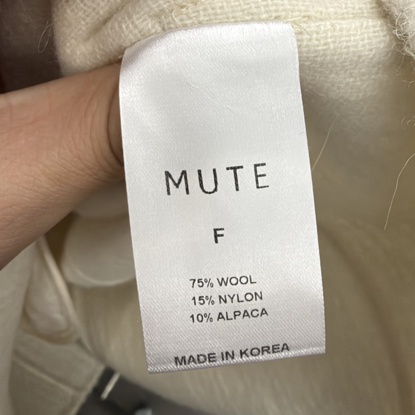 MUTE韓國代購26秋冬翻領拉鏈毛呢短外套短款大衣口袋落肩翻領MUTE短款大衣