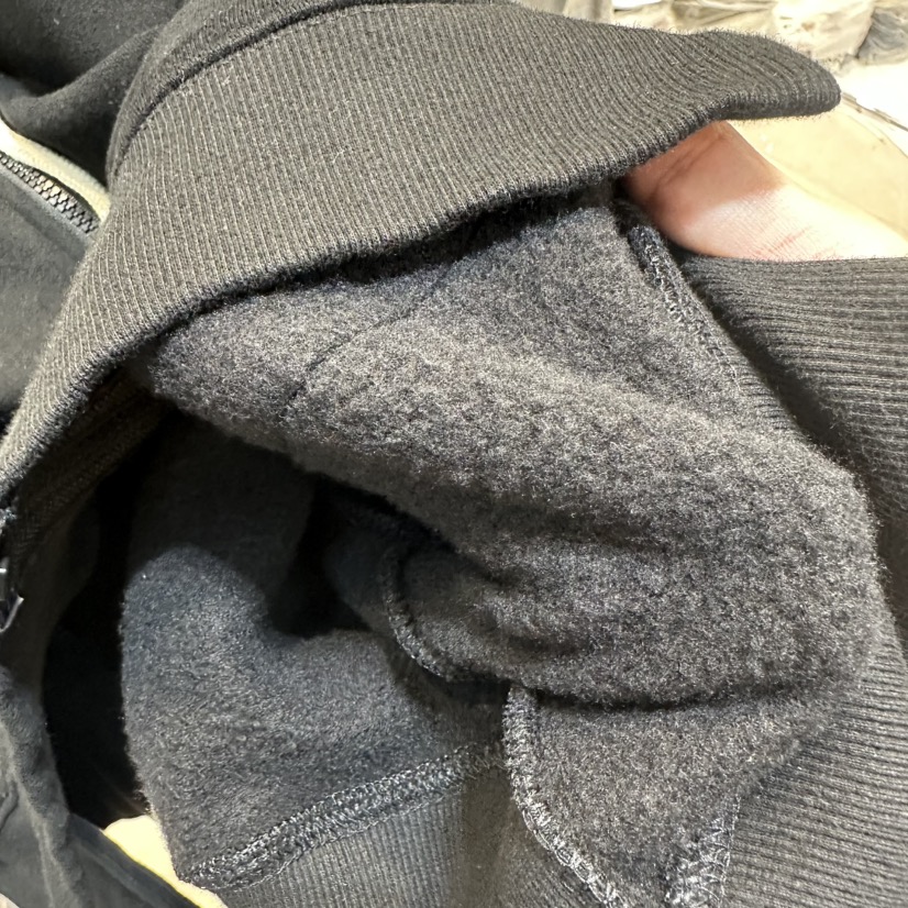 REPLAY東大門實拍26秋冬短款連帽拉鏈衛衣 卡片刺繡兩側開叉抽REPLAY衛衣