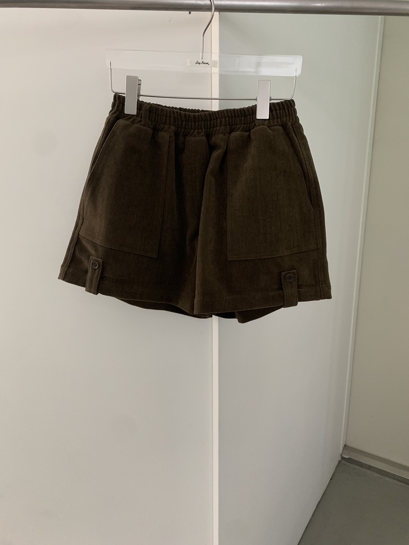 SHOP POSTER東大門直郵26秋季工裝風松緊腰短褲紐扣SHOP POSTER短褲圖色2