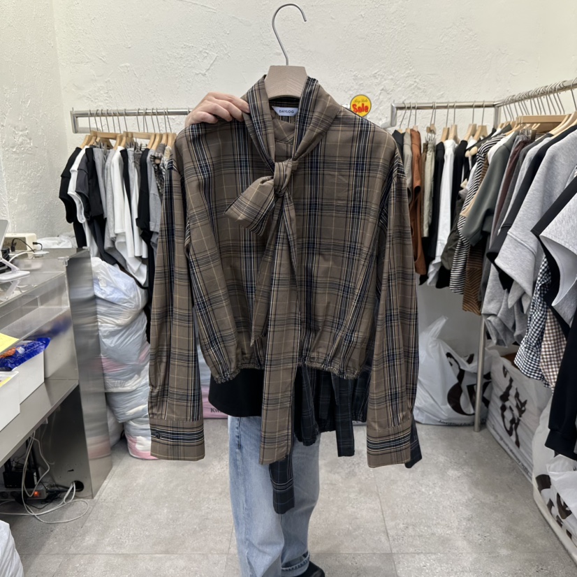 DA YLOG韓國代購26秋冬格紋系帶短款襯衫蕾絲衫系帶落肩圍巾寬DA YLOG襯衫/蕾絲衫圖色2