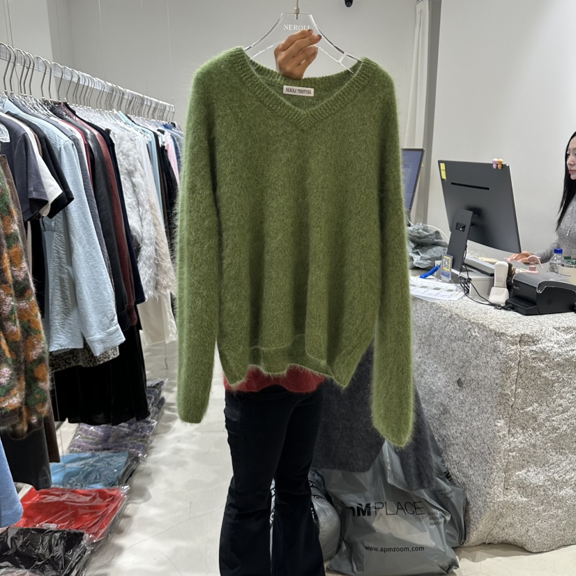 NEROLI 36韓國直郵26秋冬寬松V領長毛針織毛衣落肩寬松NEROLI 36毛衣圖色1