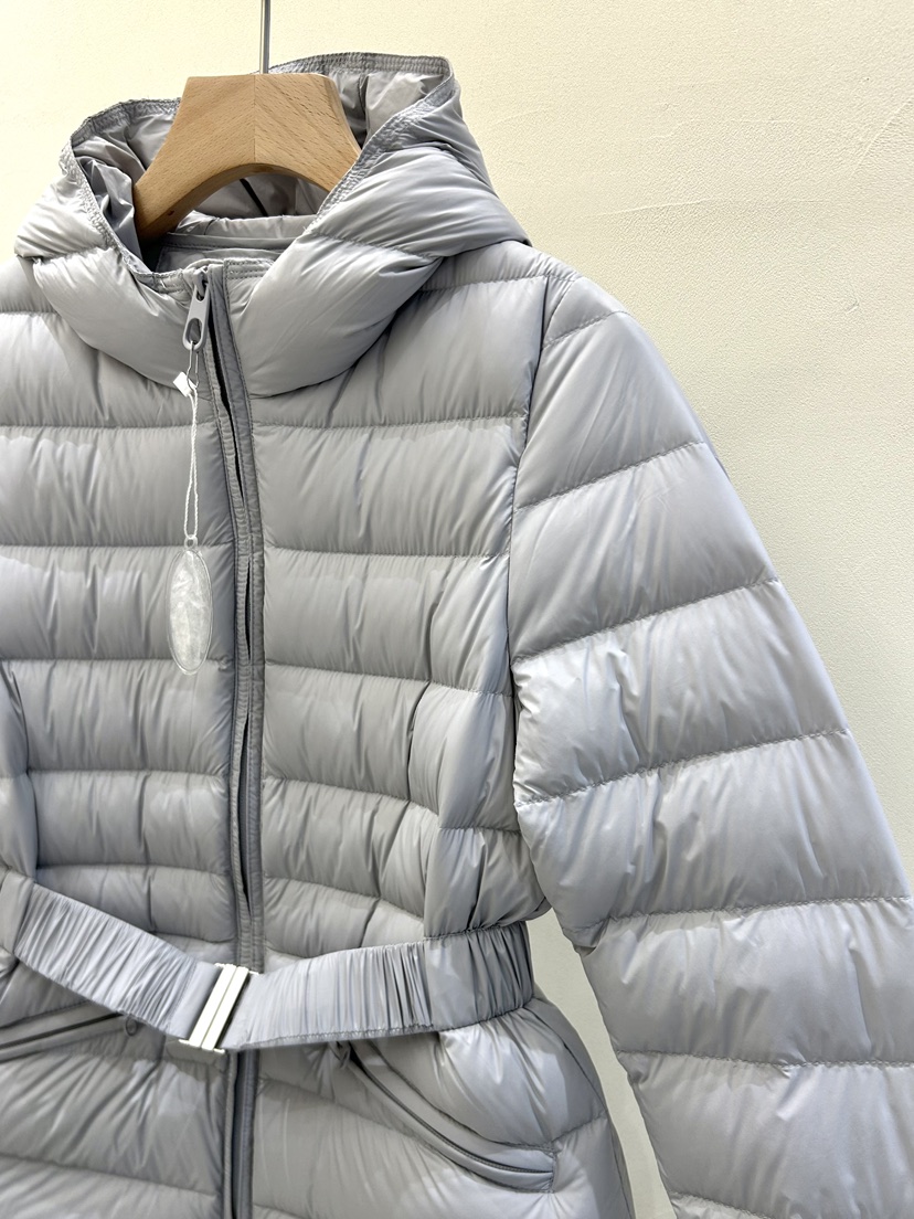 OBSESS韓國直郵26秋冬收腰連帽輕量羽絨服短款羽絨服含腰帶口OBSESS短款羽絨服