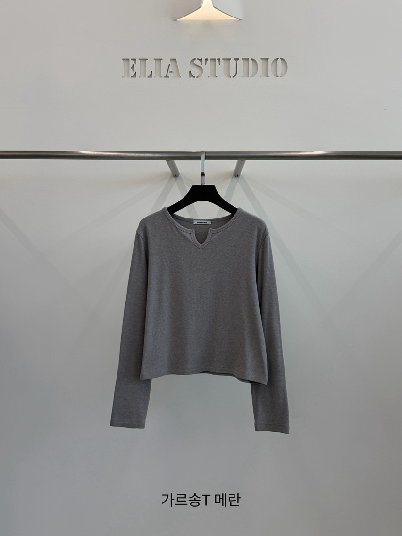ELIA STUDIO東大門直郵26秋冬小V領缺口短款長袖T恤V領短款ELIA STUDIO長袖T恤圖色2