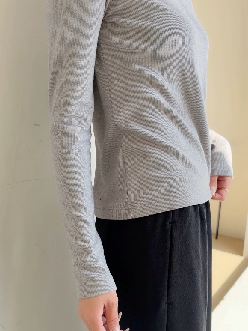 ELIA STUDIO韓國直郵26秋冬圓領長袖基礎T恤長袖T恤圓領寬松ELIA STUDIO長袖T恤