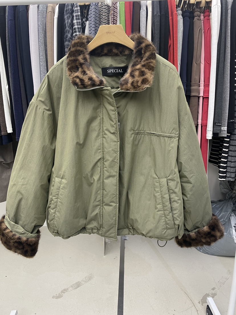 SPECIAL韓國直郵26秋冬豹紋毛領短款夾克羽絨服抽繩豹紋落肩寬SPECIAL夾克圖色2