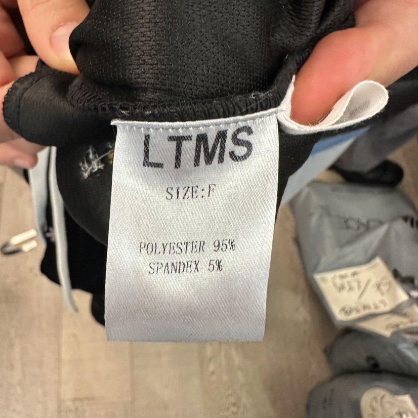 LTMS東大門直郵26秋冬絲絨刺繡闊腿休閑褲天鵝絨闊腿褲刺繡抽LTMS休閑褲