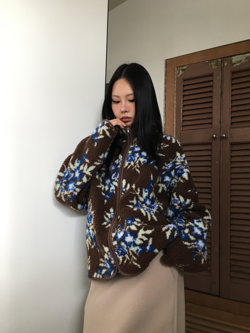 MORE THAN韓國直郵26秋冬復古花卉羊羔絨立領夾克拉鏈開合立領MORE THAN夾克