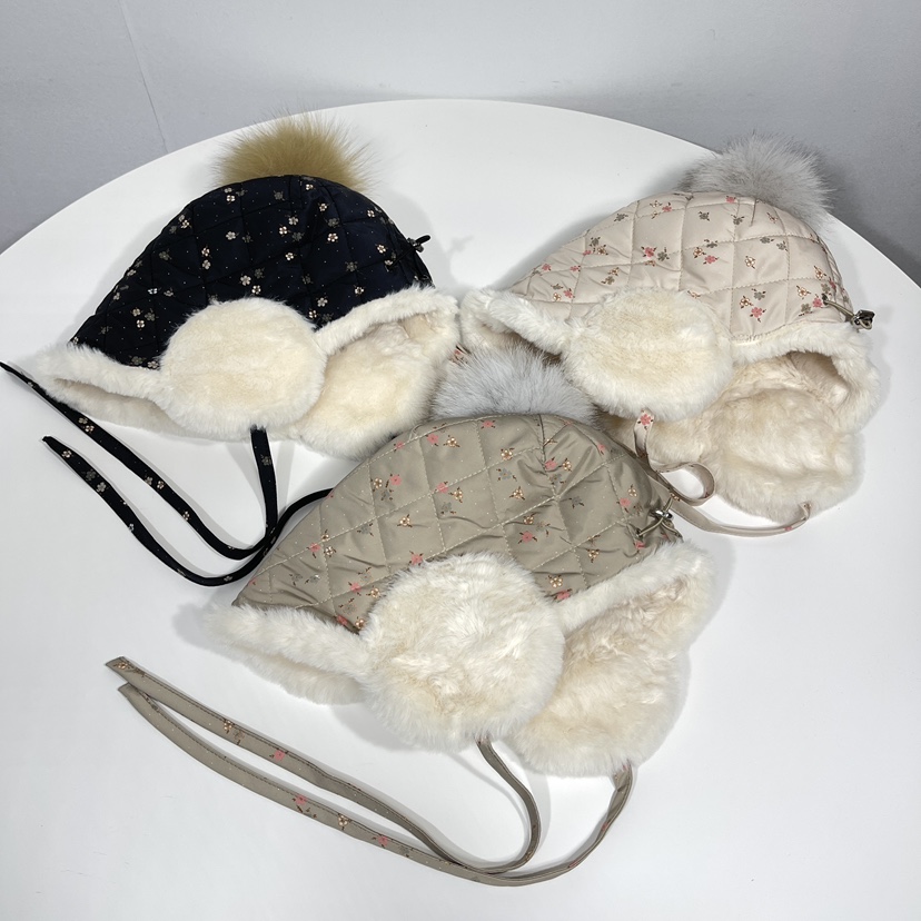LOVELY HAT東大門代購26秋冬毛絨護耳保暖帽帽子小碎花毛絨系LOVELY HAT帽子