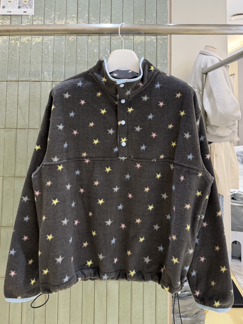 PANTRY HAUS韓國代購26秋冬星星印花立領抽繩衛衣立領抽繩按扣PANTRY HAUS衛衣圖色2