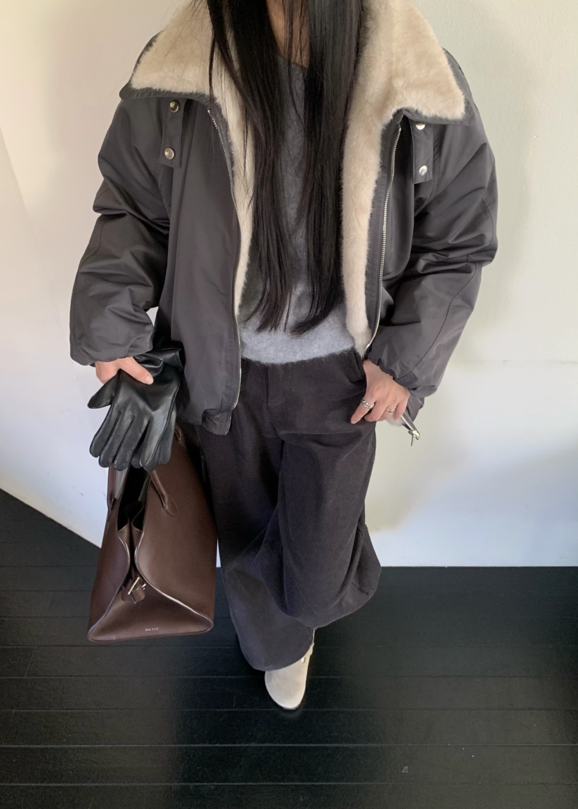 OUPPT韓國代購26秋冬毛領兩面穿寬松夾克兩面穿毛絨落肩翻領寬OUPPT夾克圖色2