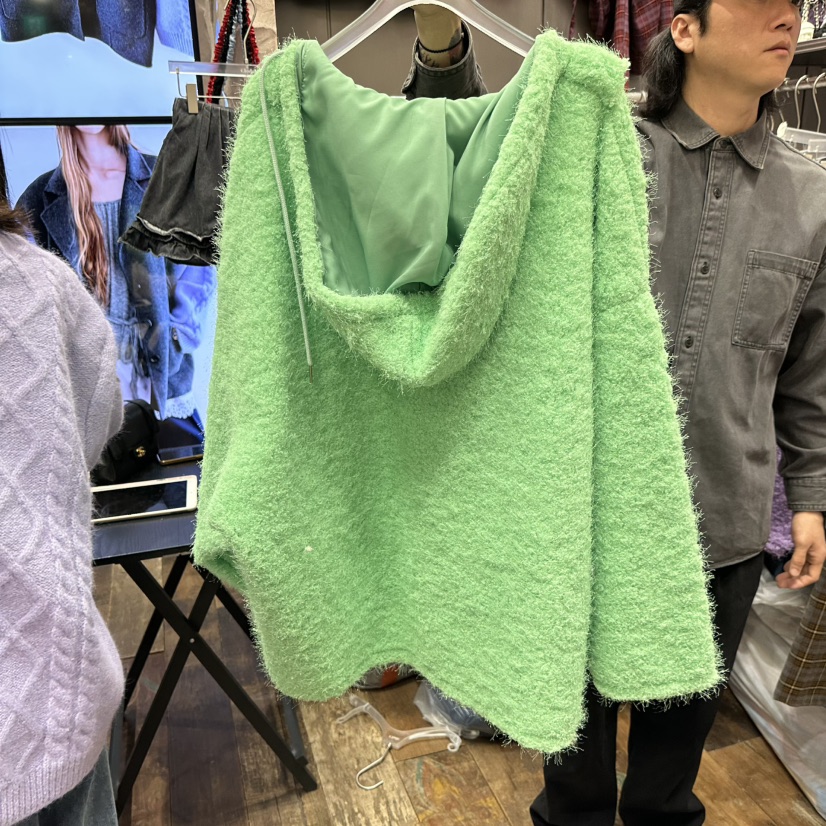 CLODE韓國代購26秋冬V領荷葉邊連帽毛絨毛衣荷葉邊V領落肩寬松CLODE毛衣