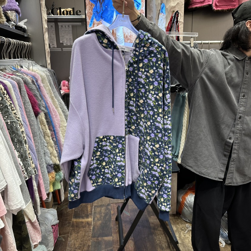 CLODE東大門代購26秋冬拼色碎花連帽衛衣搖粒絨連帽衫口袋抓絨CLODE衛衣圖色2