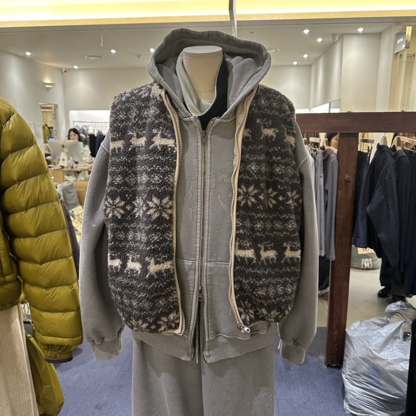 FURE韓國直郵26秋冬復古雪花馴鹿羊羔毛馬甲不含內搭開衫無袖FURE馬甲圖色1