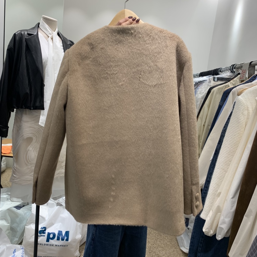 A STORE韓國代購26秋冬V領毛呢短大衣短款大衣馬海毛V領夾棉A STORE短款大衣