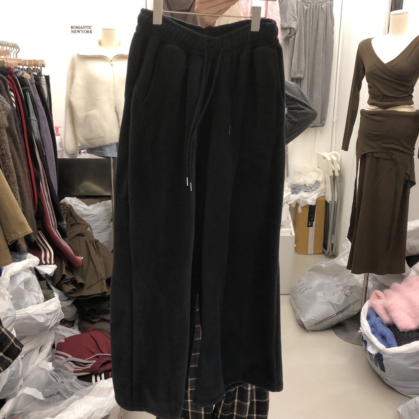 ROMANTIC NEWYORK韓國直郵26秋冬寬松搖粒絨闊腿褲休閑褲口袋ROMANTIC NEWYORK休閑褲圖色3