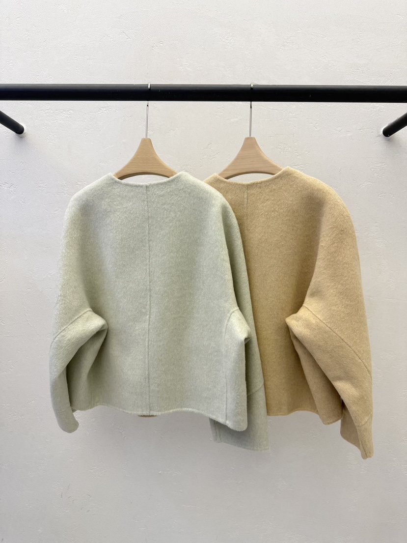 A.b/AUTUMN BEIGE韓國直郵26秋冬圓領短款大衣單排扣口袋短款A.b/AUTUMN BEIGE短款大衣