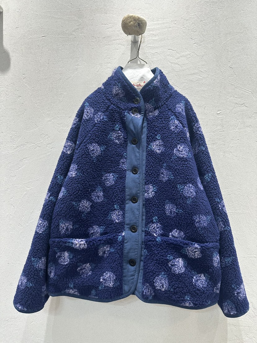 AT NOTE韓國代購26秋冬立領羊羔絨印花夾克插肩袖單排扣口袋立AT NOTE夾克圖色2