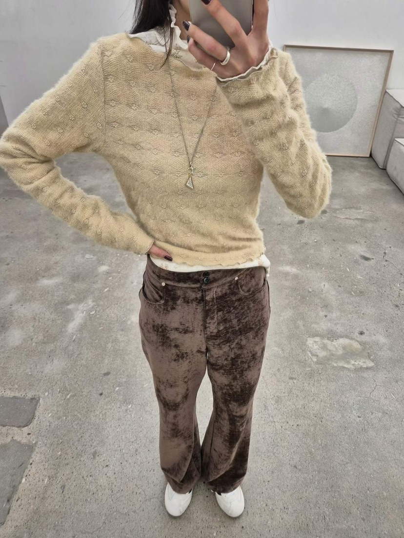 UNii韓國代購26秋冬木耳邊蕾絲短款上衣襯衫蕾絲衫木耳邊短款UNii襯衫/蕾絲衫