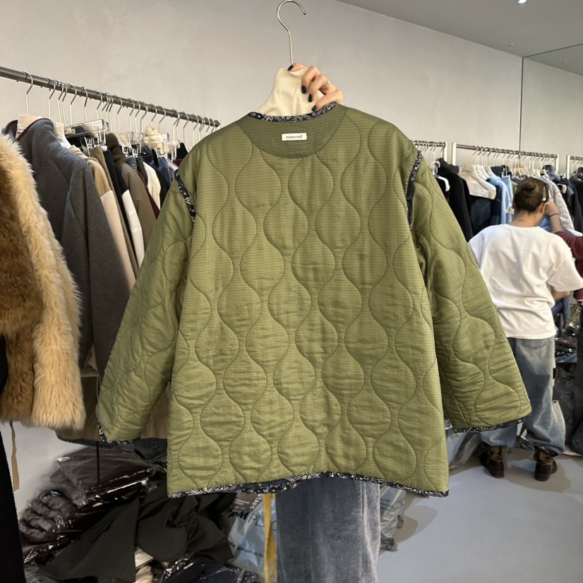 MAISONSTAFF韓國直郵26秋冬復古絎縫腰果花包邊短棉棉服兩面穿MAISONSTAFF短款棉服