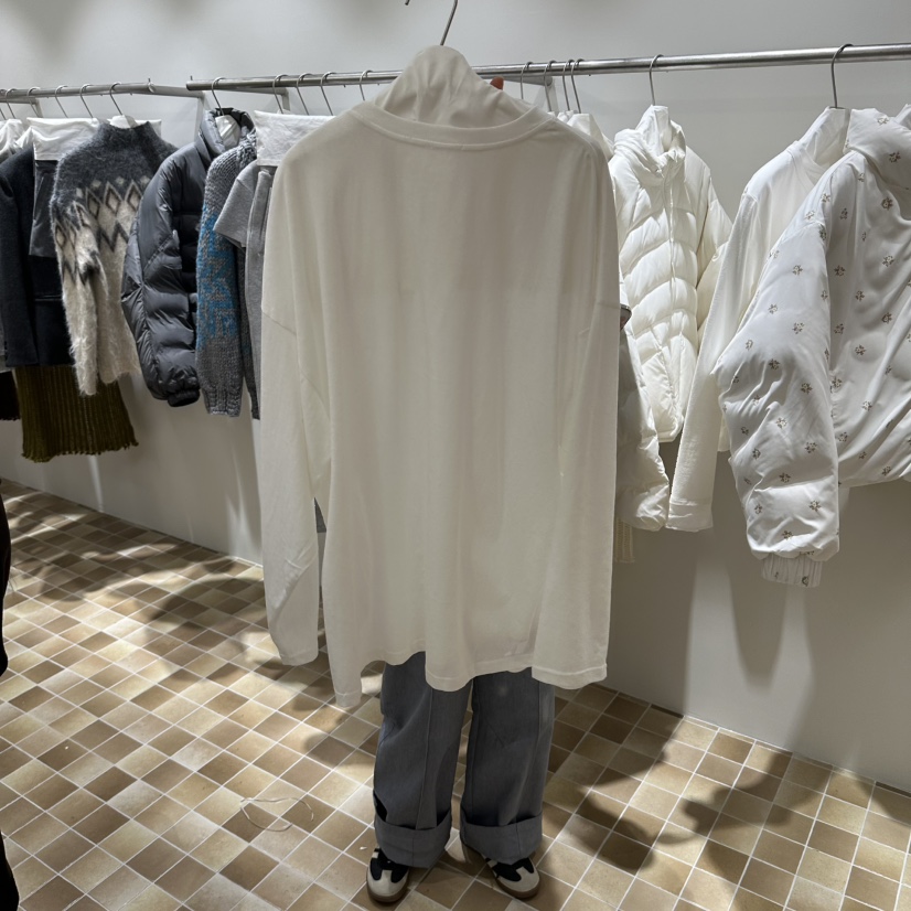 MYNAMEIS/AIME HOPE MAKE東大門實拍26秋冬寬松落肩T恤長袖T恤MYNAMEIS/AIME HOPE MAKE長袖T恤