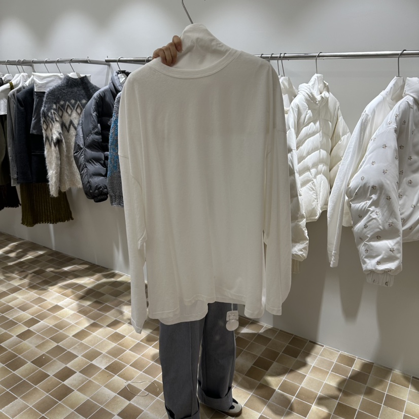 MYNAMEIS/AIME HOPE MAKE東大門實拍26秋冬寬松落肩T恤長袖T恤MYNAMEIS/AIME HOPE MAKE長袖T恤圖色3